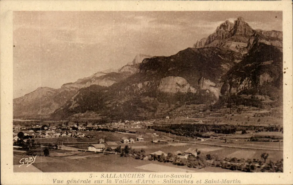 Sallanches (Haute-Savoie) — Allgemeiner Blick auf die Arve-Tal — Sallanches und Saint-Martin — Gaby - Vorderseite
