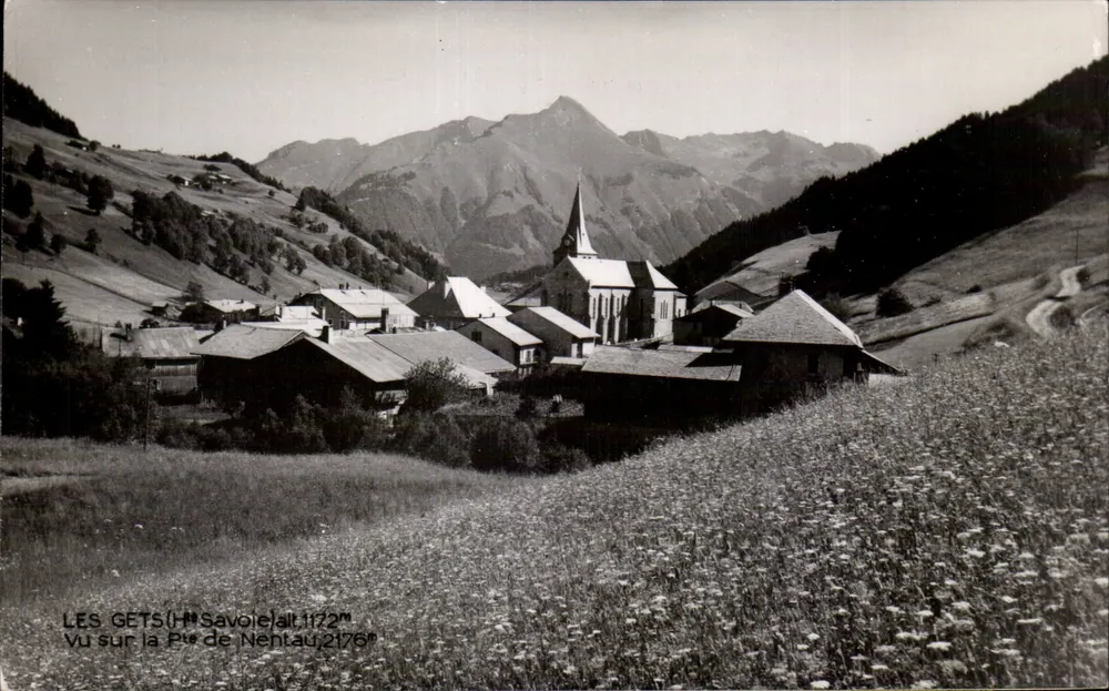 Les Gets (Haute-Savoie) — uitzicht op de Pointe de Nentau — onbekende uitgever, serie-nummer niet zichtbaar - Voorkant