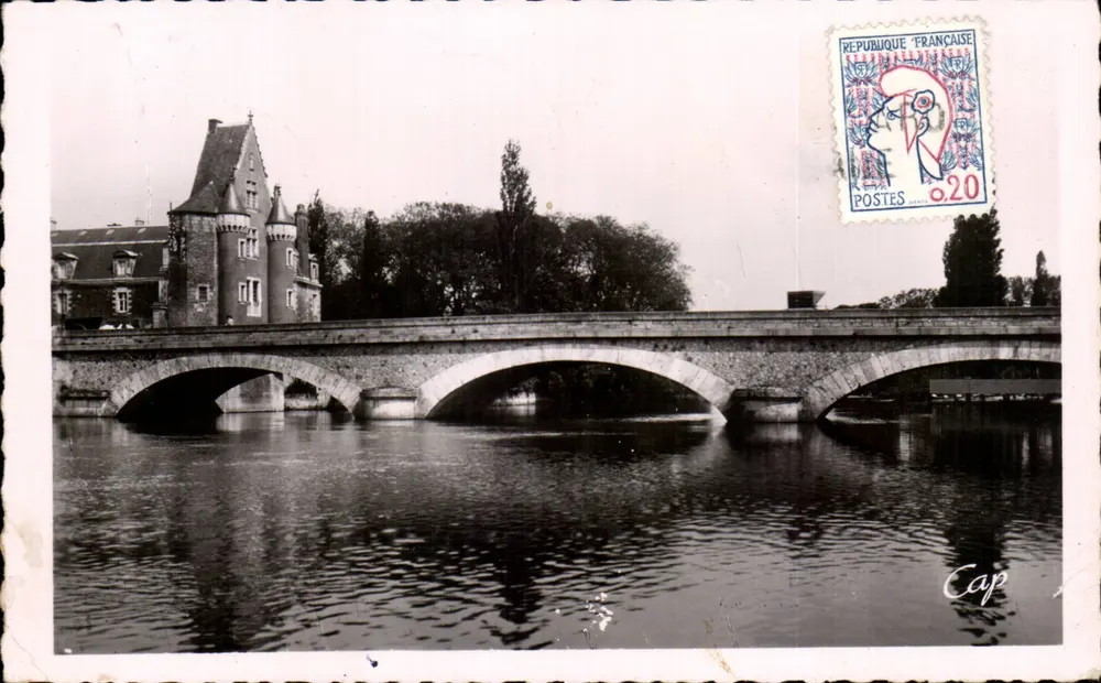 La Flèche - O Ponte dos Carmes e o Castelo — Cie des Arts Photomécaniques (31) — selo 20F - Frente