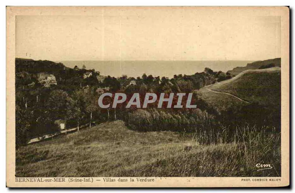 BERNEVAL-sur-MER (Seine-Inf.) — Ville nella Verde — Fot. Combier Macoy - Recto