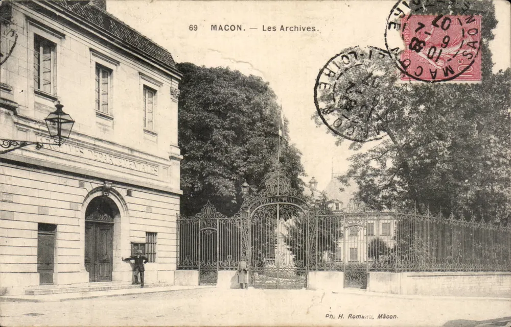 Mâcon — Os Arquivos — Ph. H. Romand, Mâcon, n°69 - Frente