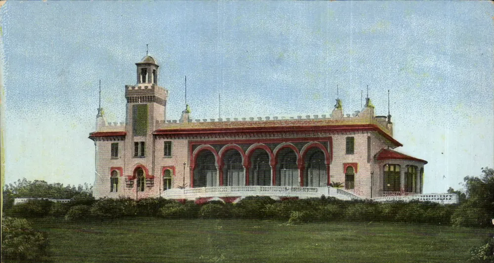 Castelo da Posta em Tunísia — Editor Aqua-Photo L. V. S. - Frente