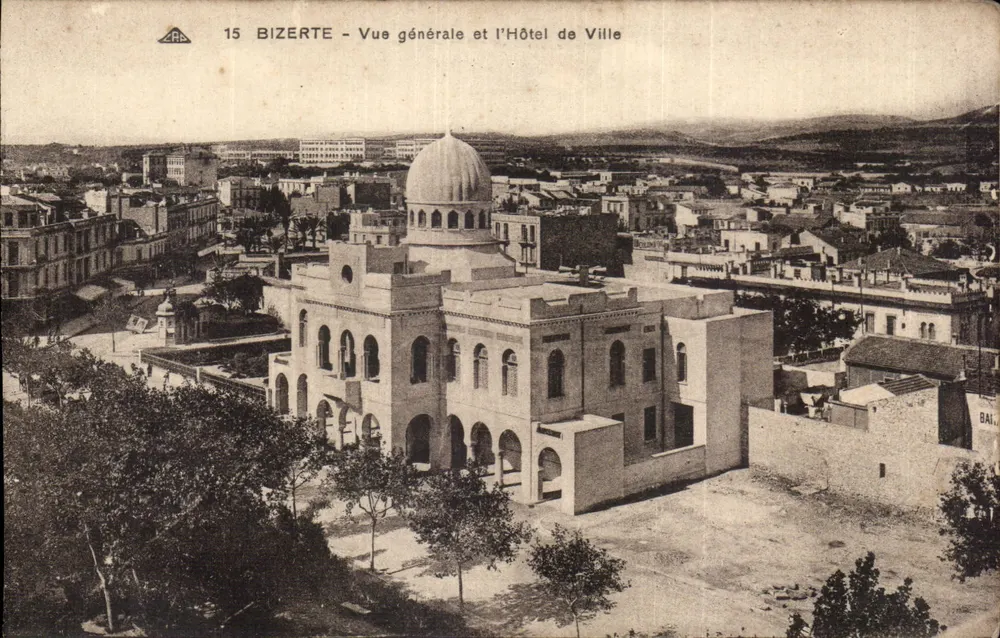 Bizerte — Allgemeiner Blick und das Rathaus — Verlag ARB, Nummer 15 - Vorderseite