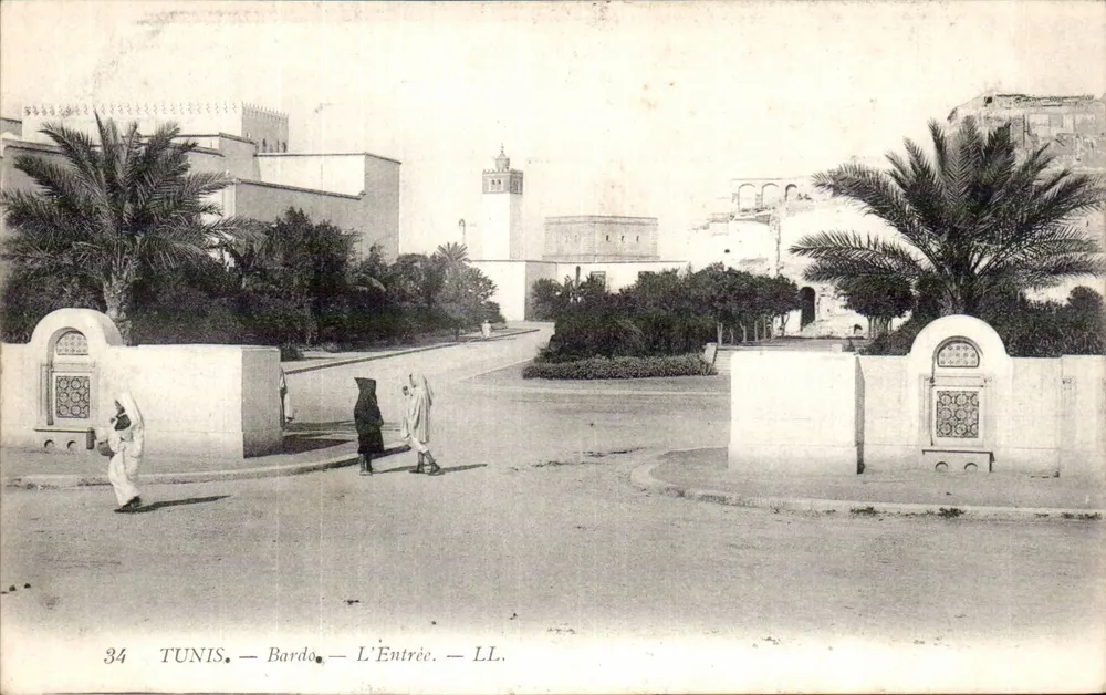 TUNIS — Bardo — L'Entrée — LL. - Voorkant