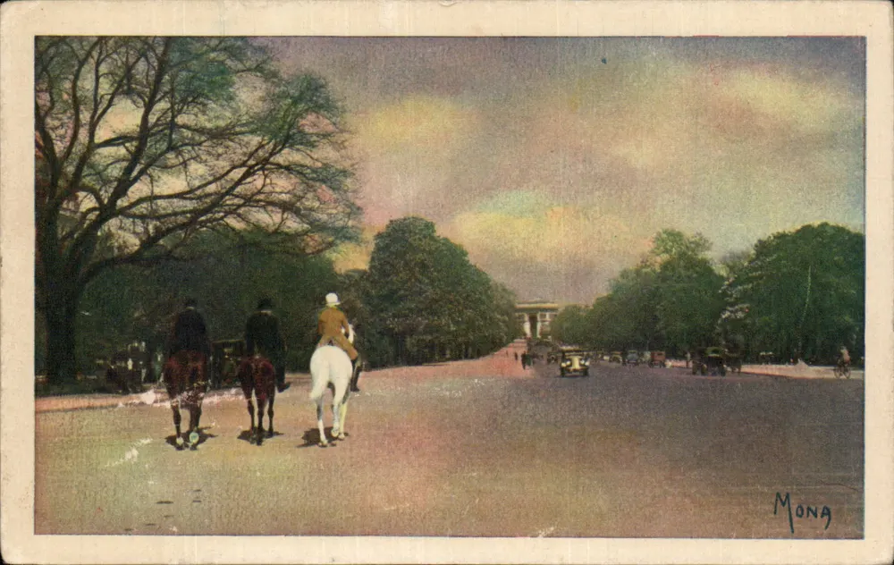 Foch Avenue — Arc de Triomphe de l'Étoile — MONA Art Editions, Paris - Vorderseite