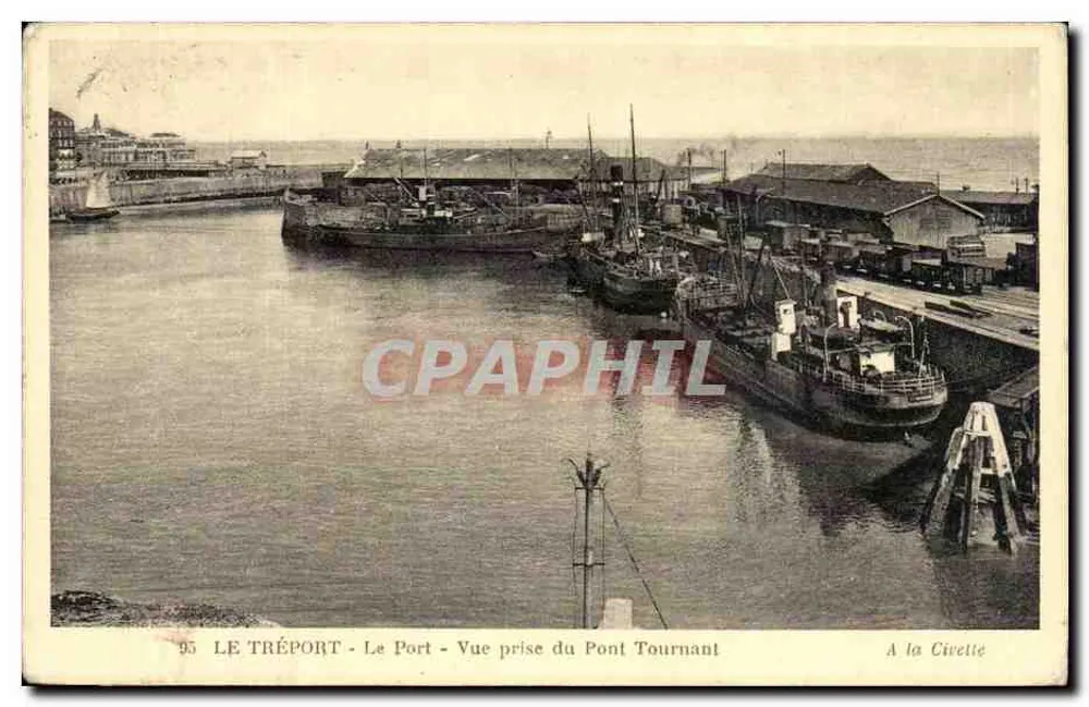 Le Tréport - Der Hafen - Blick vom Drehbrücke genommen — A la Civette - Vorderseite