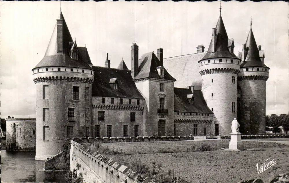 Castelo de Sully-sur-Loire — Século XV — Edições Valoire, n° 1604 - Frente