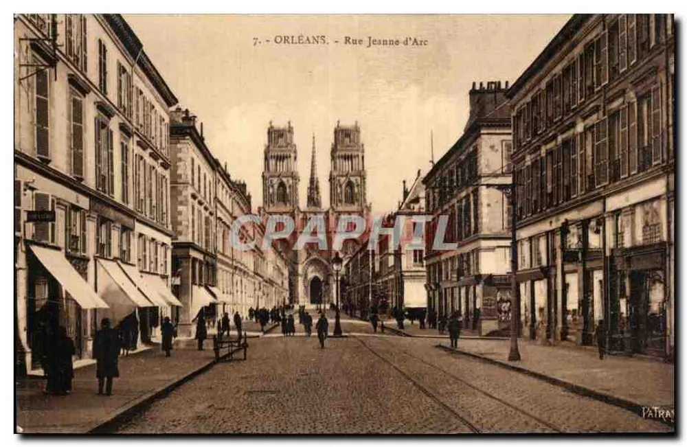 Orléans - Rue Jeanne d'Arc — uitzicht op de kathedraal — uitgever Patra - Voorkant