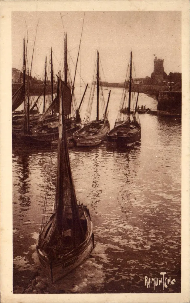 La Chaumb - Les Sables-d'Olonne — Saída do porto em direção a Arundel — Éditions Artistiques Raymond Bergevin - Frente