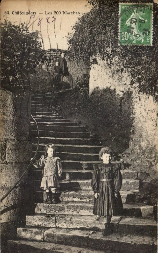 Châteaudun — As 200 Escadas — Editor Châteaudun, n°64 - Frente