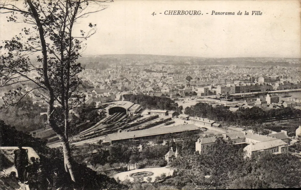 Cherbourg - Panorama da Cidade — Coleção F.C. Chardan, n°4 - Frente