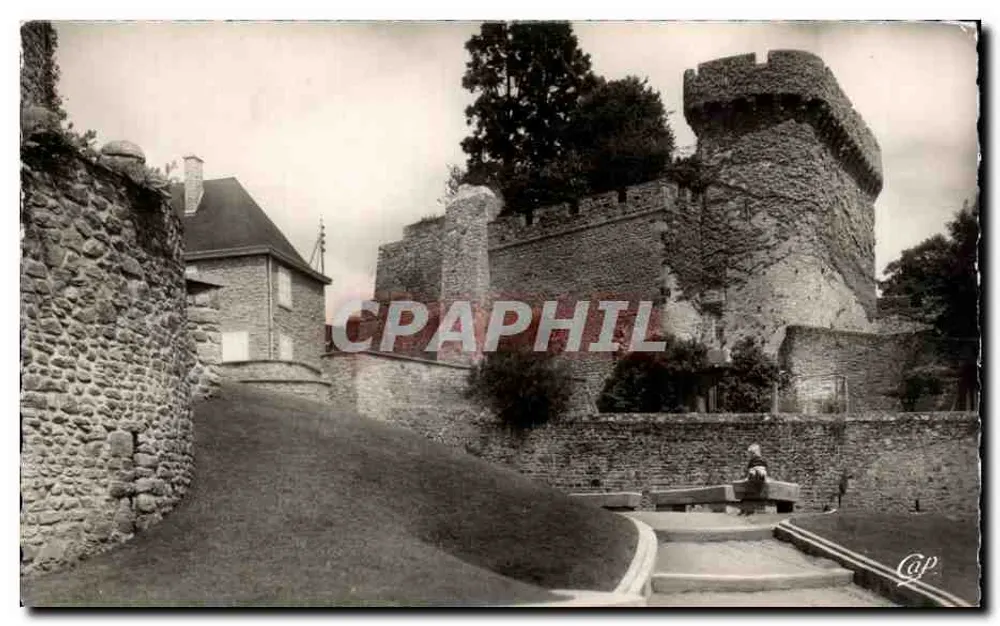 Avranches — Die alte Turm und die Mauern — C.A.P. Réal-Photo, Nr. 129 - Vorderseite
