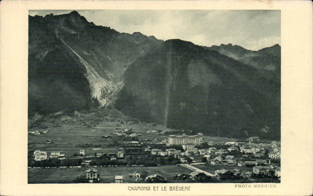 Chamonix e o Brévent — vista panorâmica — Foto Monnier, Chamonix - Frente