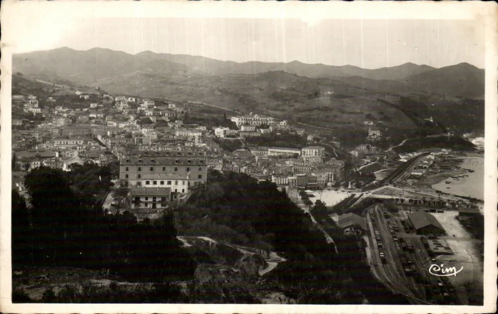 Philippeville (Constantine) — Allgemeine Ansicht nordwestlich — C. Macon - Vorderseite