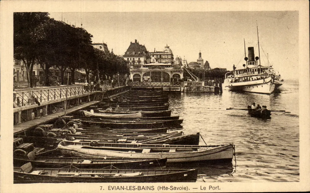 EVIAN-LES-BAINS (Hte-Savoie) — O Porto. — Editor Pacalel, Lyon. - Frente