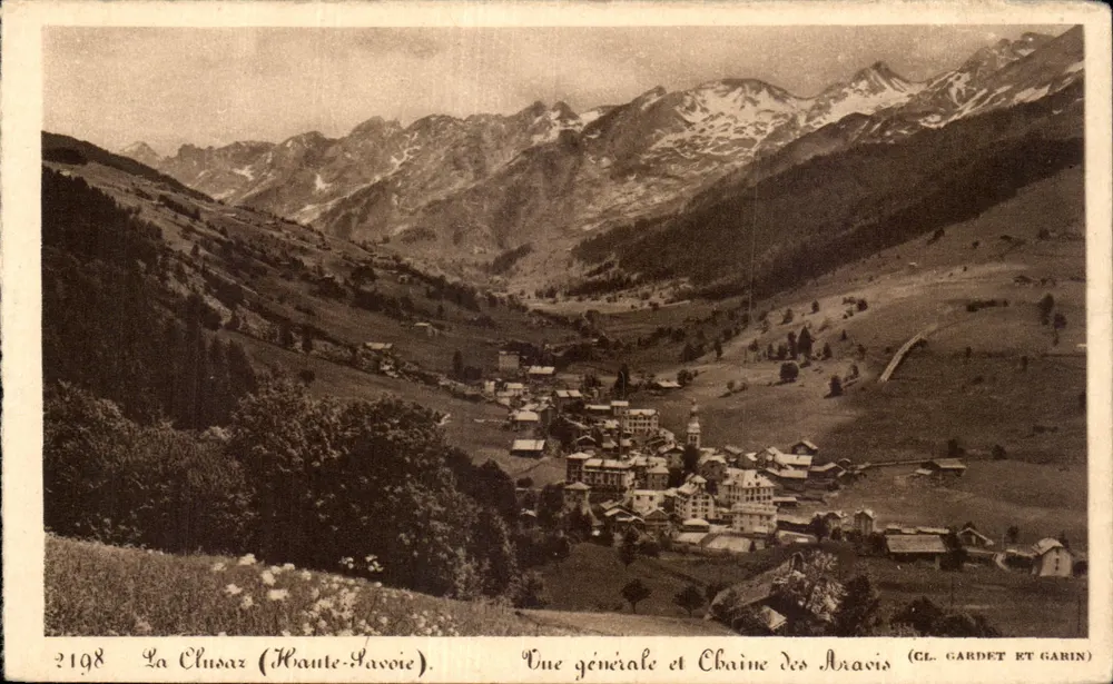ला क्लुज़ (हौट-सैवोइ) — सामान्य दृश्य और अराविस की श्रृंखला — (क्ल. गार्डेट और गारिन) - आगे