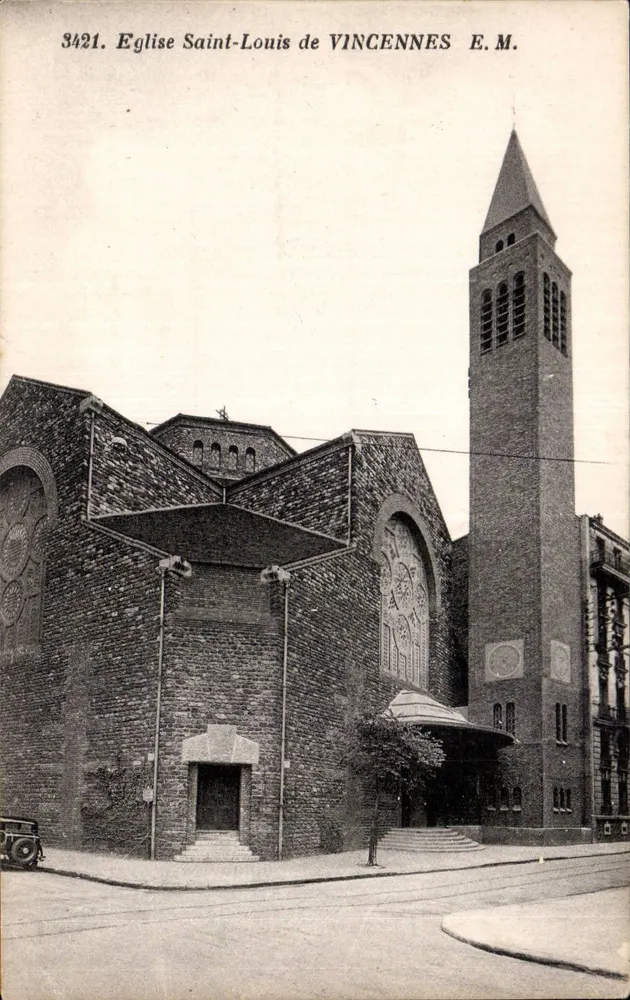 Igreja de São Luís de Vincennes — vista da fachada com o campanário — E.M. n°3421 - Frente