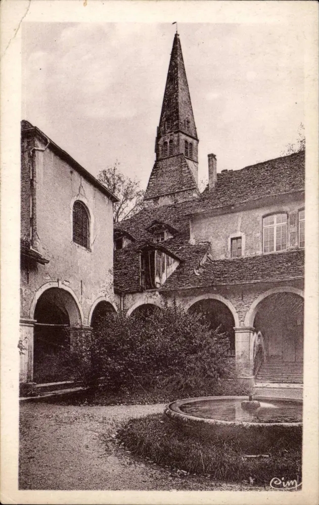 Crémieu — Ehemaliges Augustinerkloster — Cim - Vorderseite