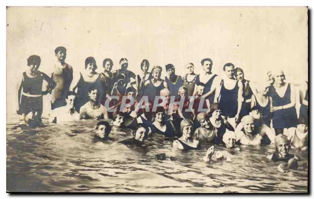 Grupo de banhistas — Época 1920-1930 — sem editor ou número visível - Frente