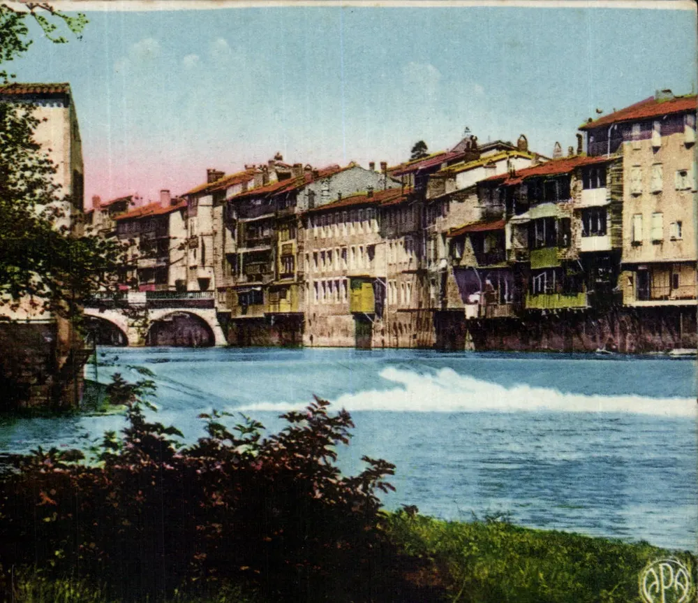 As Velhas Casas no Agoût — Castres — Edição A.P.A. - Frente
