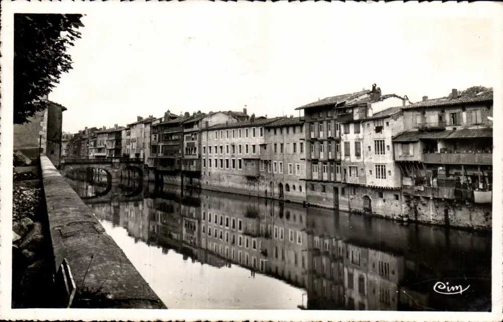 Castres (Tarn) — Alte Häuser am Agout — Verleger Macor - Vorderseite