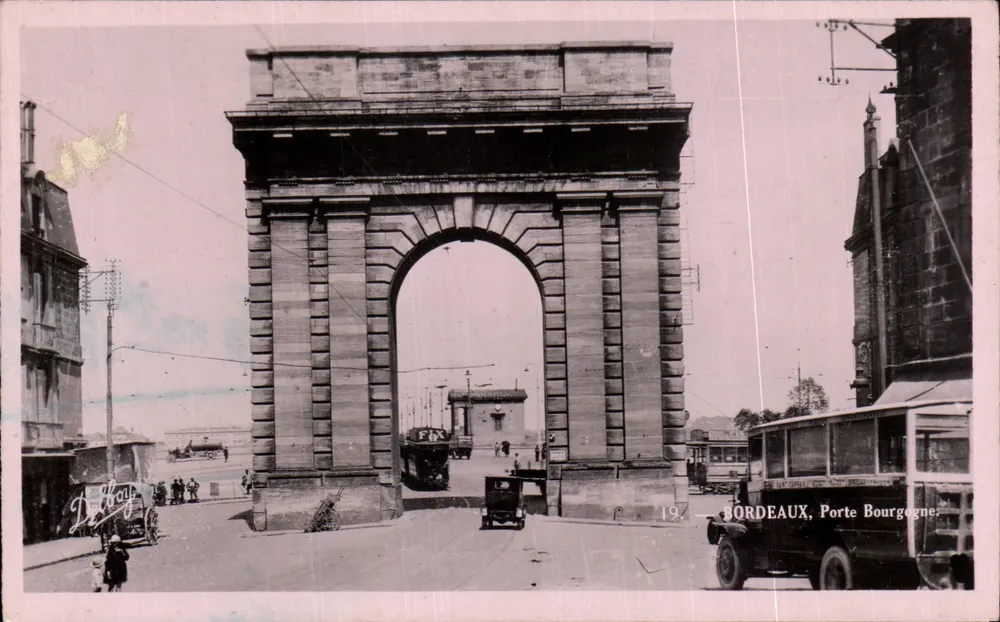Bordeaux, Porte Bourgogne — editor Delbray, n°19 - Frente