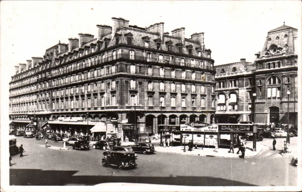 Grand Hôtel Terminus — Parijs — Uitgever: Fabricat. Frères Roprod. Interd. U.A.T. — N° 75 - Voorkant