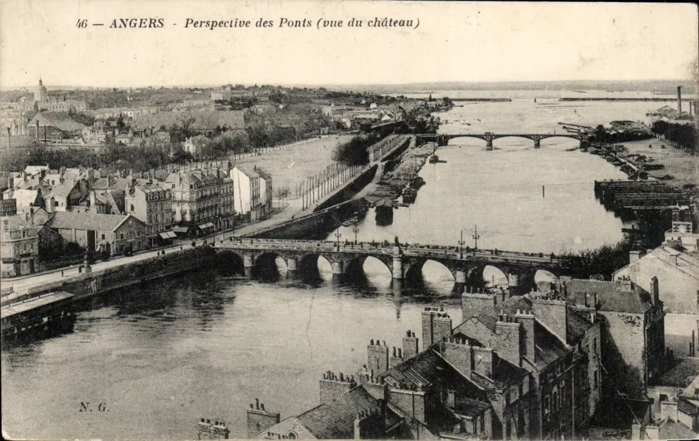 Angers - Perspectiva dos Pontes (vista do castelo) — N.G. — n°46 - Frente