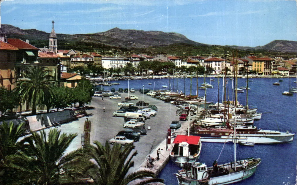 Sanary-sur-Mer — Vista geral — Ouleurs Naturelles - Frente
