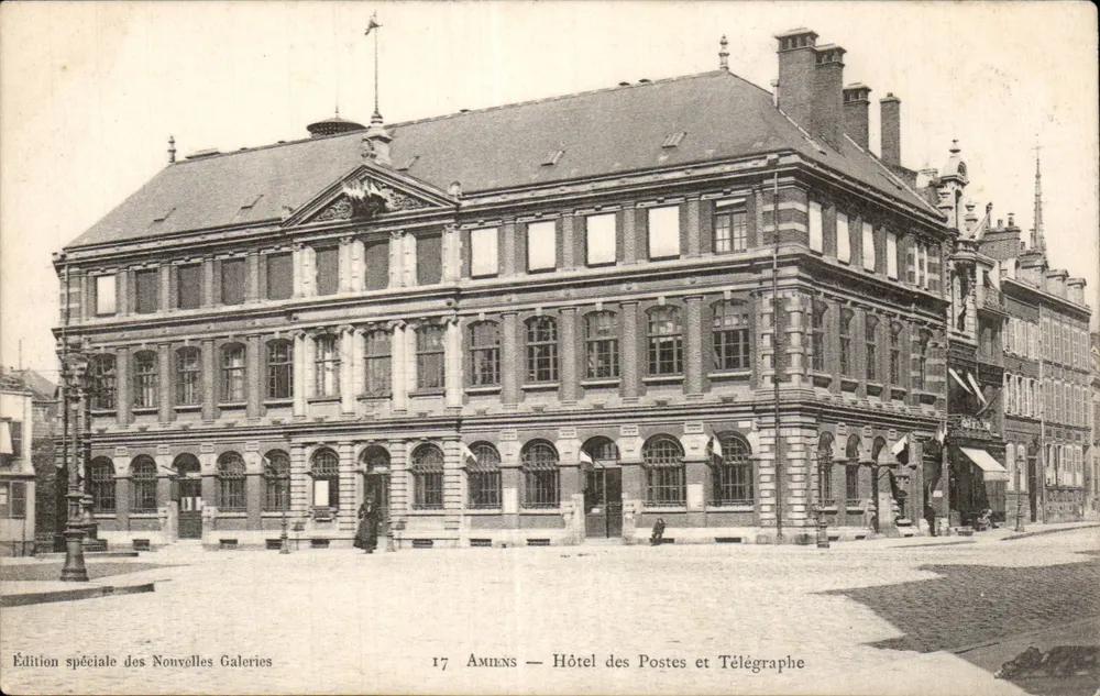 Amiens — Hotel das Correios e Telégrafos — Edição especial das Novas Galerias - Frente