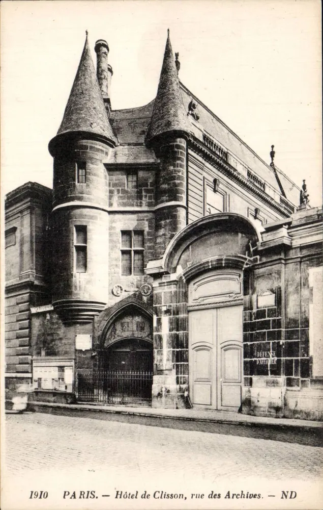 Paris — Hotel de Clisson, rue des Archives — ND - Frente