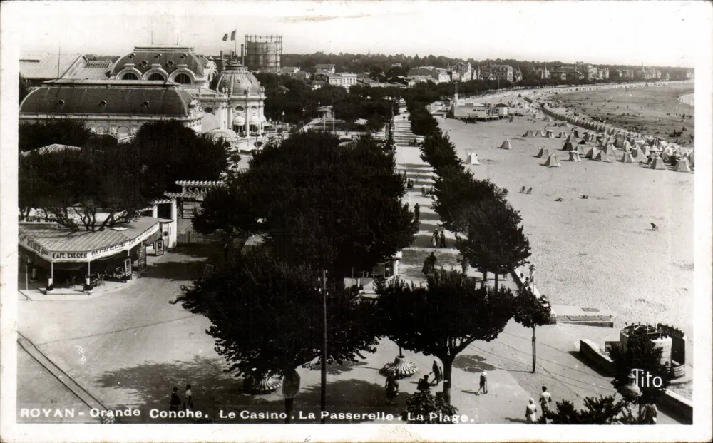 Royan - Grande Conche. Das Casino. Die Brücke. Der Strand — Tito - Vorderseite