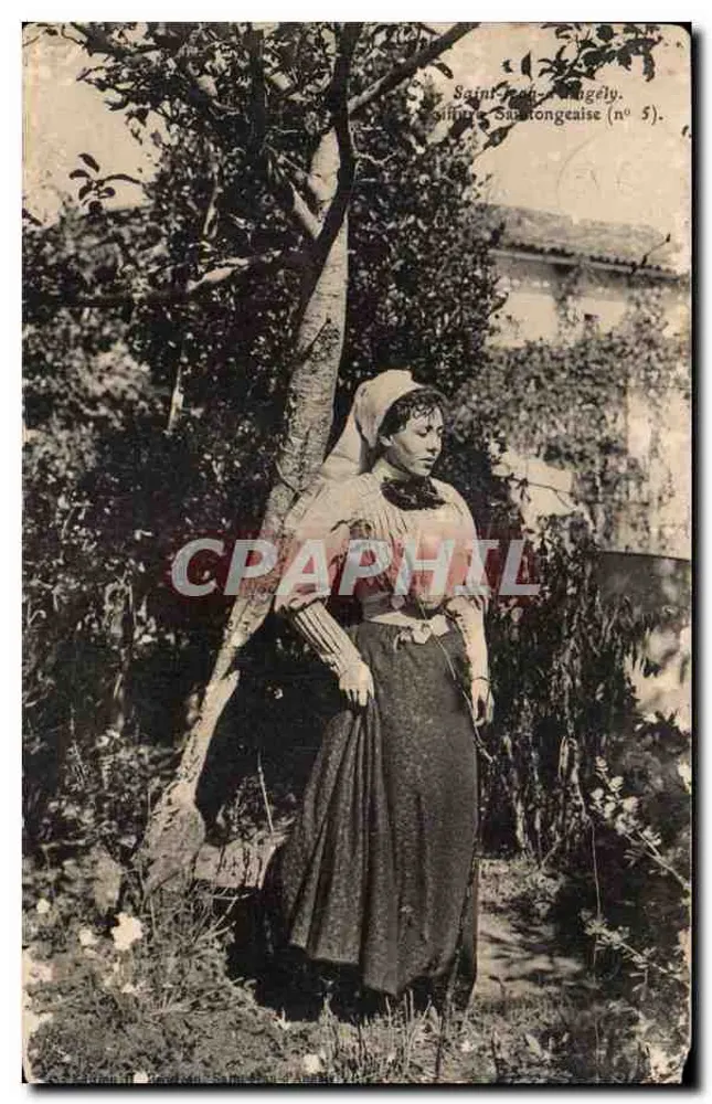 Femme en costume traditionnel — Saint-Jean-d'Angély, série 'Santongeaise n°5' — éditeur inconnu - Recto