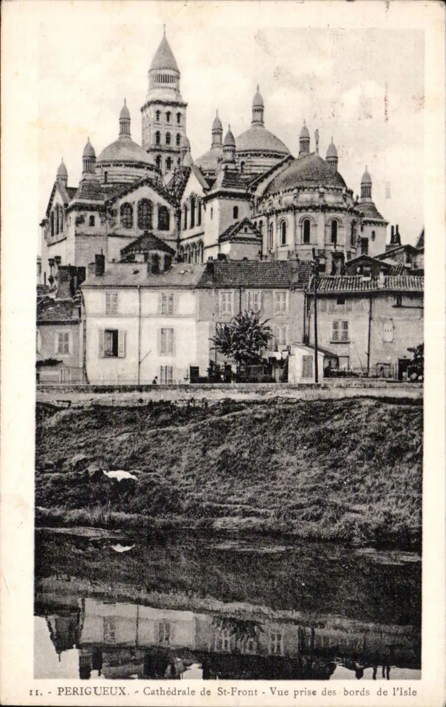 Périgueux - Kathedrale von St-Front - Ansicht vom Ufer der Isle - Vorderseite