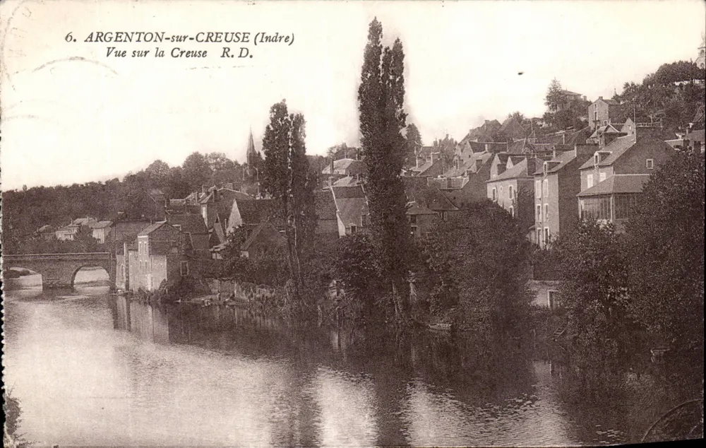 Argenton-sur-Creuse (Indre) — Vista sobre a Creuse — R.D. - Frente
