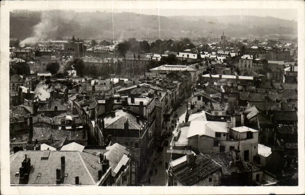 Périgueux — Vista aérea — Edições René Monchy Périgueux - Frente