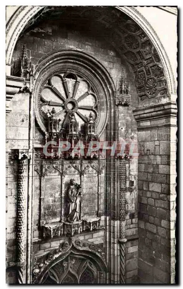 La Vallée (Mayenne) — Portal der Kirche Saint-Vénérand, Statue der Jungfrau N.-D. de Bonne Encontre — R. Gallou, Artisan, Malmaison - Vorderseite