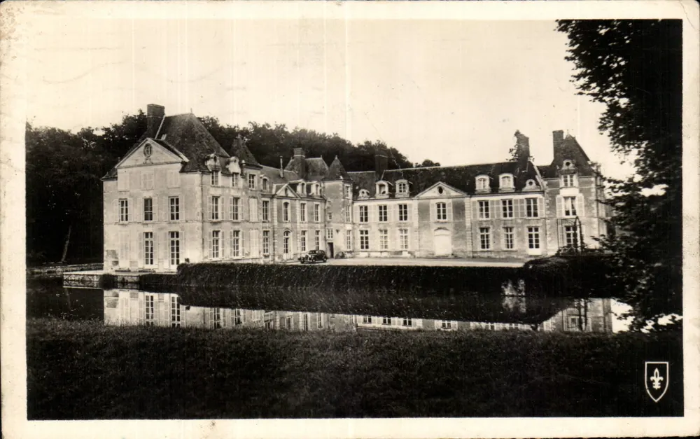 Castelo de Mardereau — Clery (Loiret) — Edições du Lys - Frente