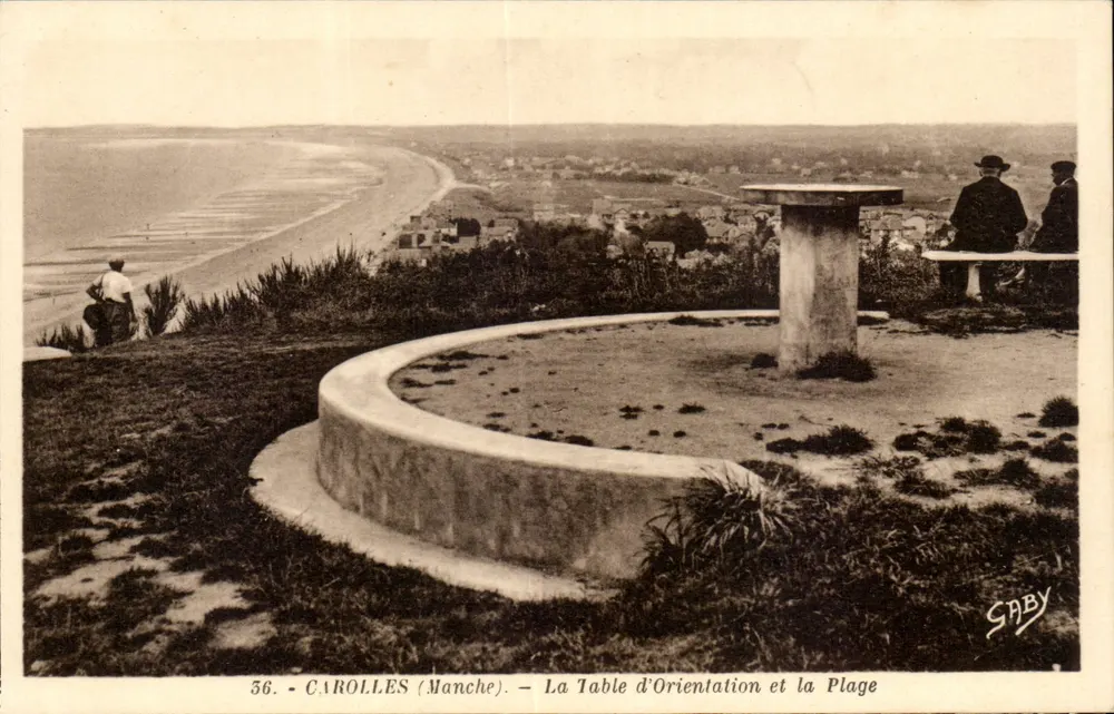 Carolles (Manche) — A Mesa de Orientação e a Praia — Saby - Frente