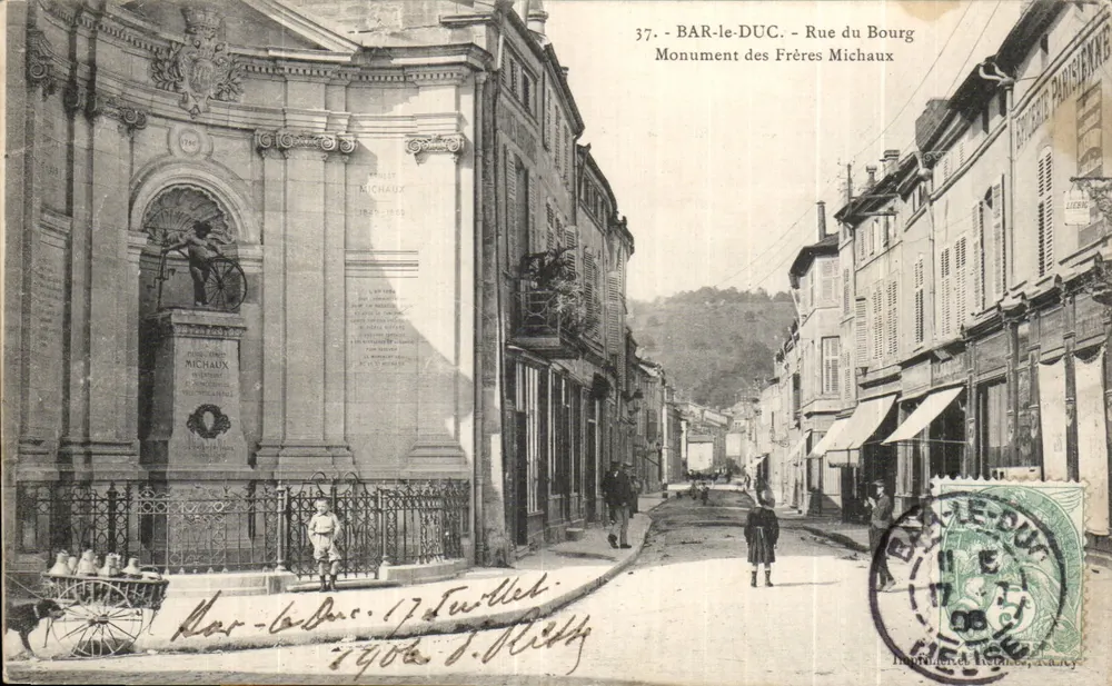 Bar-le-Duc - Rue du Bourg - Denkmal der Frères Michaux - Vorderseite