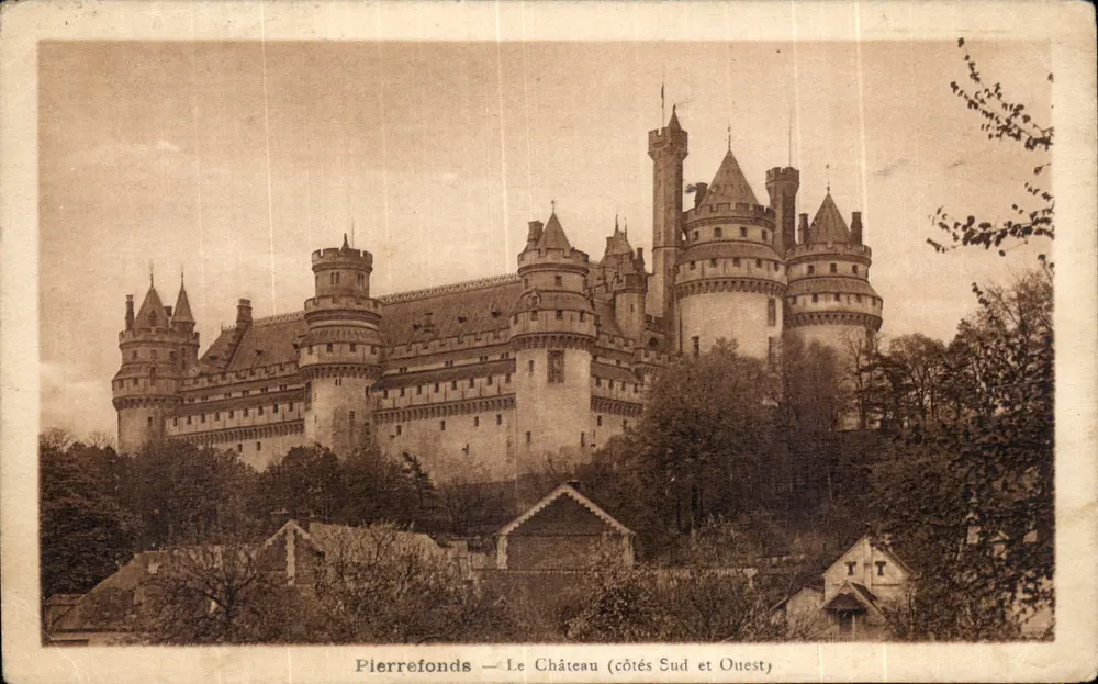 Pierrefonds — O Castelo (lados Sul e Oeste) - Frente