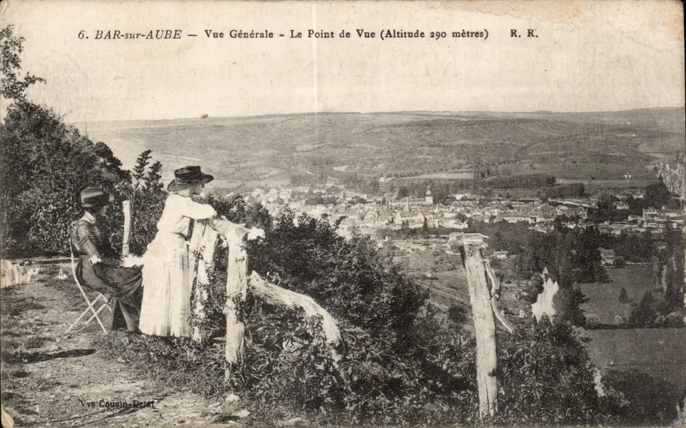 BAR-sur-AUBE — Vista Generale — Il Punto di Vista (Altitudine 290 metri) — R. R. — Yve Cousin-Deitt - Recto