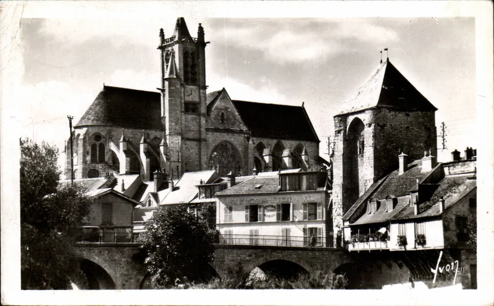 Sauvè (Seine-et-Marne) — Maison Sauvé, Porte de Bourgogne und die Kirche — 'YVON' Kunst-Editionen, Paris - Vorderseite