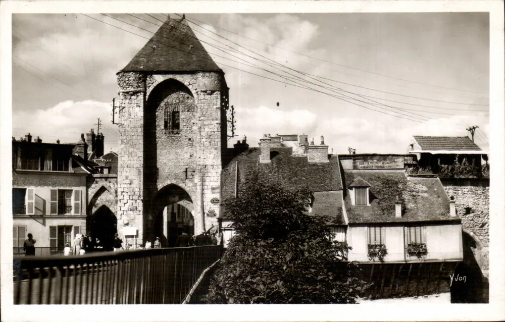 La Douce France — Moret und Tor von Bourgogne — Y. Jog - Vorderseite