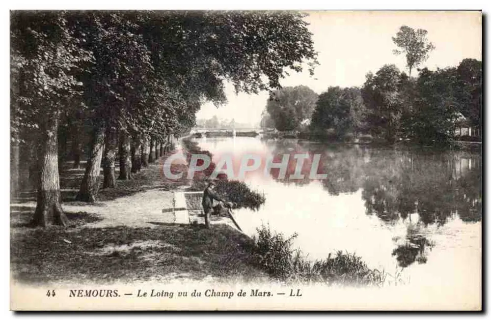 Nemours — Ansicht des Loing vom Champ de Mars — LL - Vorderseite