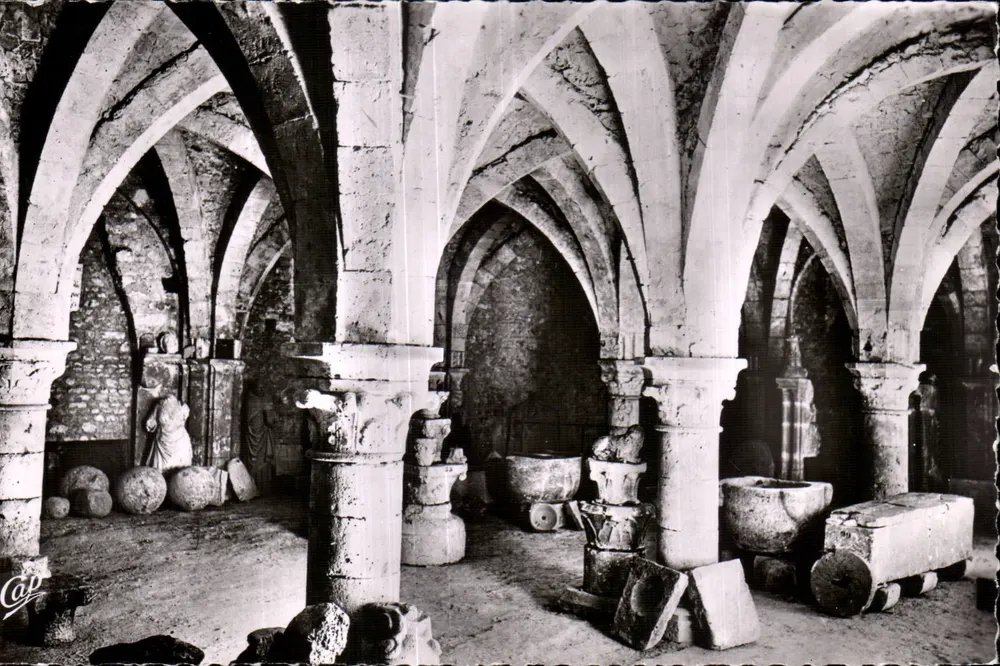 Provins — La Grange des Dîmes — Erdgeschoss — REAL-PHOTO, Paris - Vorderseite