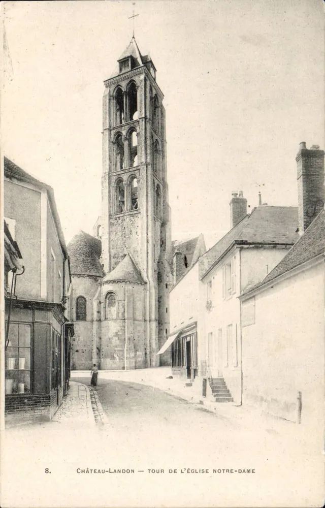 Château-Landon — Ansicht der Kirche Notre-Dame — Verlag A. Béguin, Paris - Vorderseite