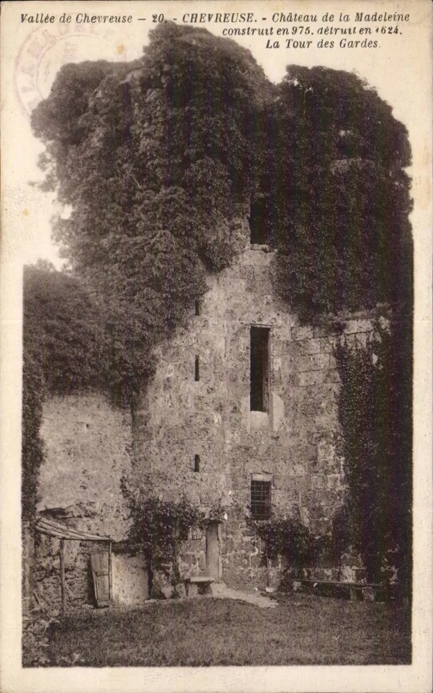 Vale de Chevreuse — Castelo da Madeleine e Torre dos Guardas — Chevreuse - Frente