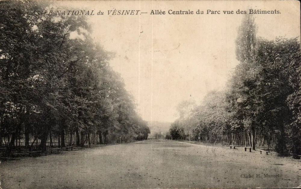 Nationaler Schloss Vésinet — Zentralallee des Parks, gesehen von den Gebäuden — Cliché H. Mainuet - Vorderseite