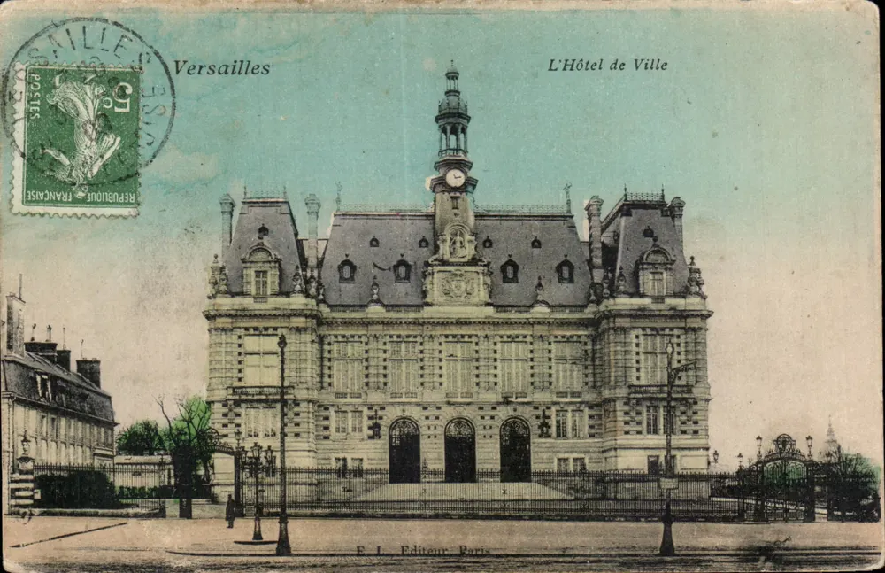 Versailles — L'Hôtel de Ville — E. I. Uitgever, Parijs - Voorkant